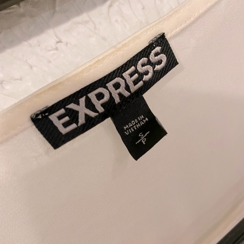Express Top - Picture 7 of 7